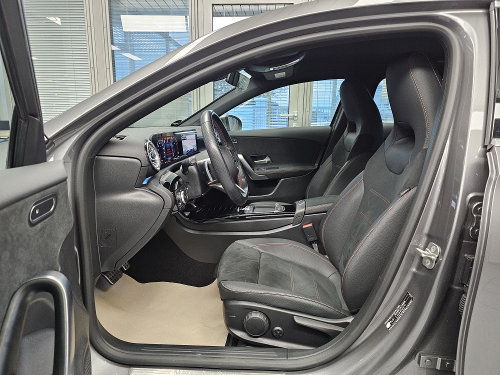 Mercedes-Benz A 180  bei Hoffmann Automobile in Wolfsburg kaufen und sofort mitnehmen - Bild 34