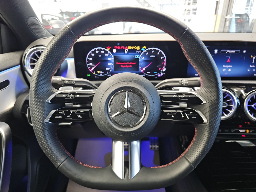 Mercedes-Benz A 200  bei Hoffmann Automobile in Wolfsburg kaufen und sofort mitnehmen - Bild 30