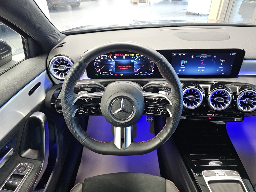 Mercedes-Benz A 200  bei Hoffmann Automobile in Wolfsburg kaufen und sofort mitnehmen - Bild 32