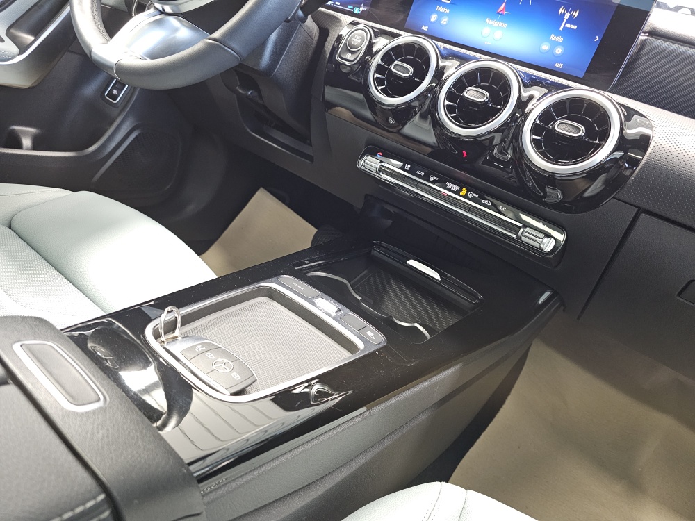 Mercedes-Benz CLA 180 Shooting Brake bei Hoffmann Automobile in Wolfsburg kaufen und sofort mitnehmen - Bild 10