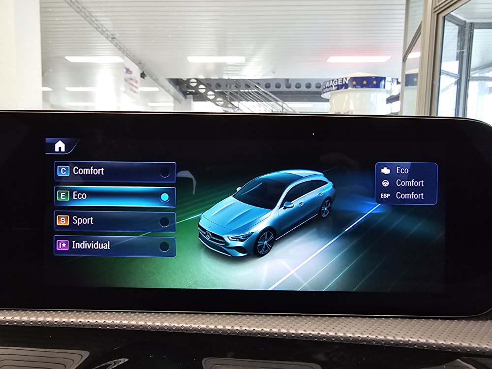 Mercedes-Benz CLA 180 Shooting Brake bei Hoffmann Automobile in Wolfsburg kaufen und sofort mitnehmen - Bild 28