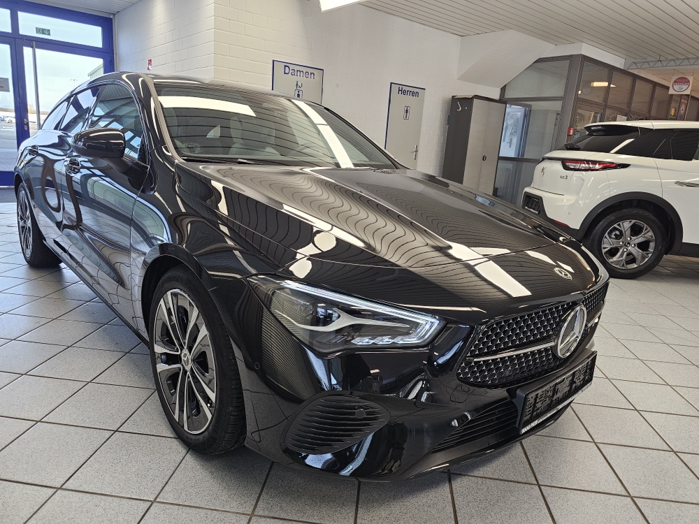 Mercedes-Benz CLA 180 Shooting Brake bei Hoffmann Automobile in Wolfsburg kaufen und sofort mitnehmen - Bild 41