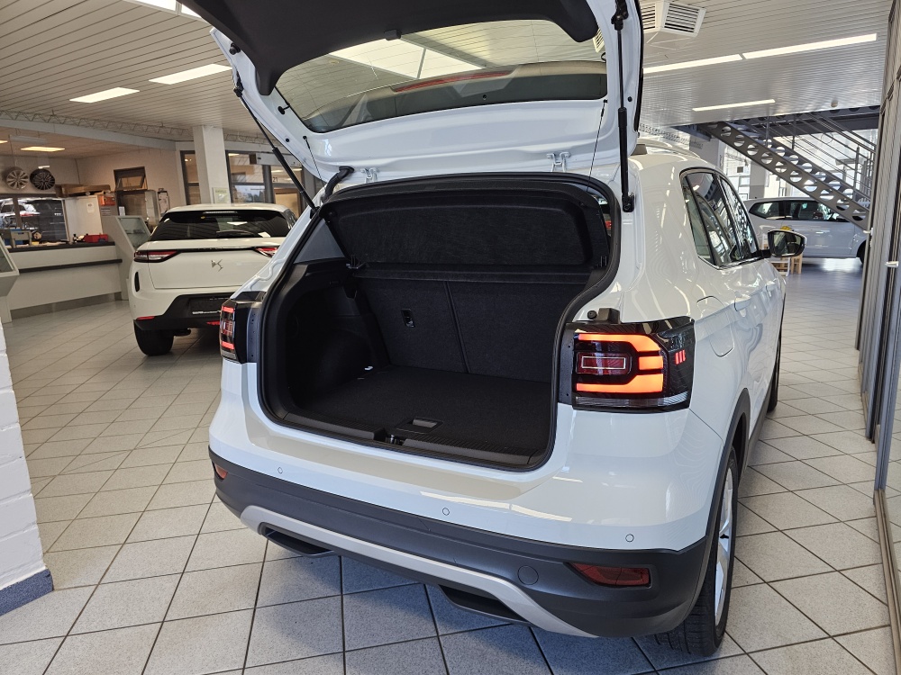 VW T-Cross  bei Hoffmann Automobile in Wolfsburg kaufen und sofort mitnehmen - Bild 2