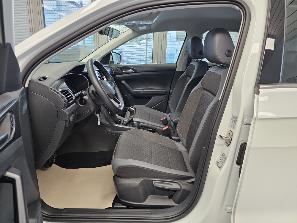 VW T-Cross  bei Hoffmann Automobile in Wolfsburg kaufen und sofort mitnehmen - Bild 22