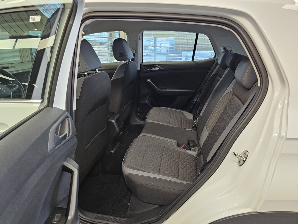 VW T-Cross  bei Hoffmann Automobile in Wolfsburg kaufen und sofort mitnehmen - Bild 4