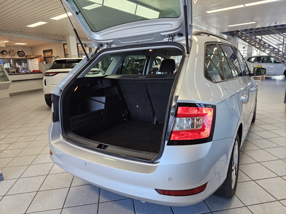 Skoda Fabia Combi  bei Hoffmann Automobile in Wolfsburg kaufen und sofort mitnehmen - Bild 2