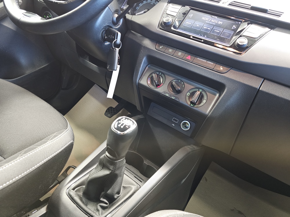 Skoda Fabia Combi  bei Hoffmann Automobile in Wolfsburg kaufen und sofort mitnehmen - Bild 7