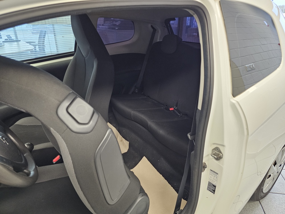 Citroen C1  bei Hoffmann Automobile in Wolfsburg kaufen und sofort mitnehmen - Bild 4