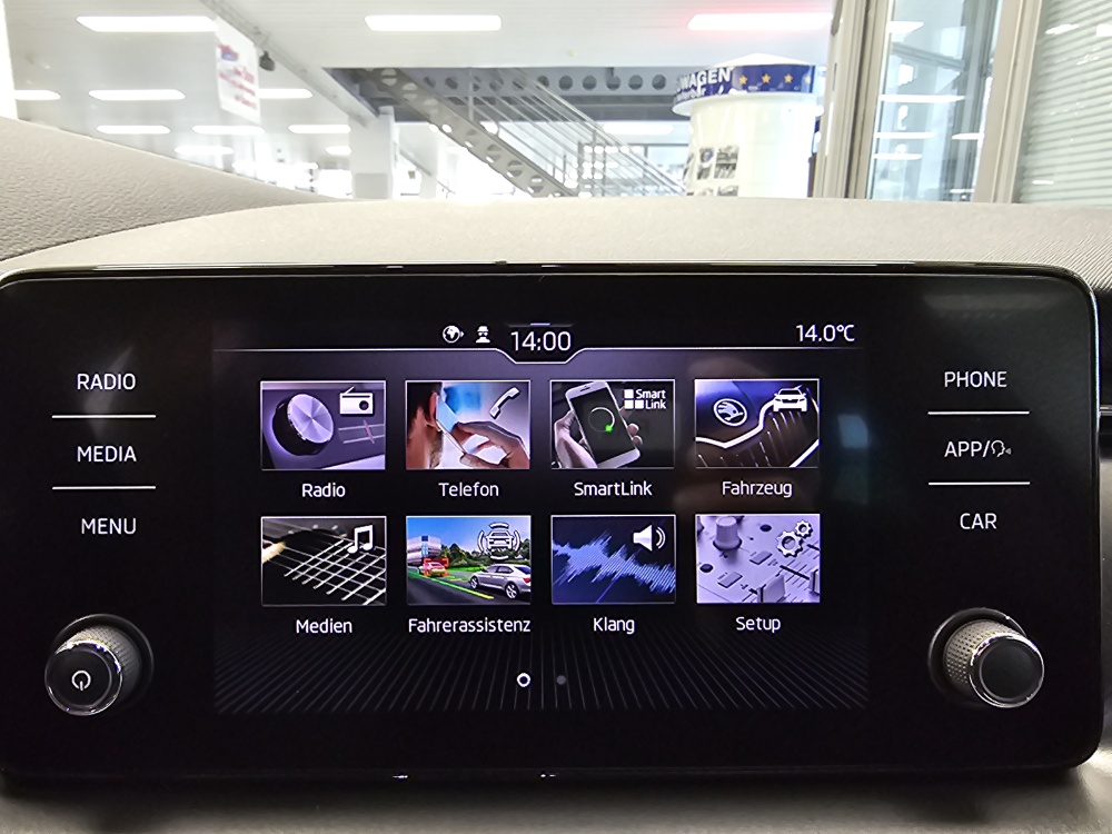 Skoda Scala  bei Hoffmann Automobile in Wolfsburg kaufen und sofort mitnehmen - Bild 11