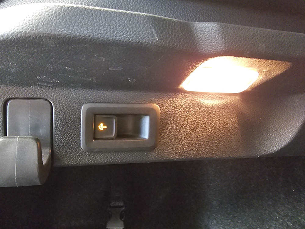 Skoda Scala  bei Hoffmann Automobile in Wolfsburg kaufen und sofort mitnehmen - Bild 3