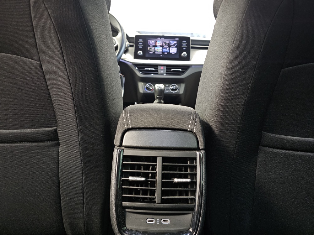 Skoda Scala  bei Hoffmann Automobile in Wolfsburg kaufen und sofort mitnehmen - Bild 7