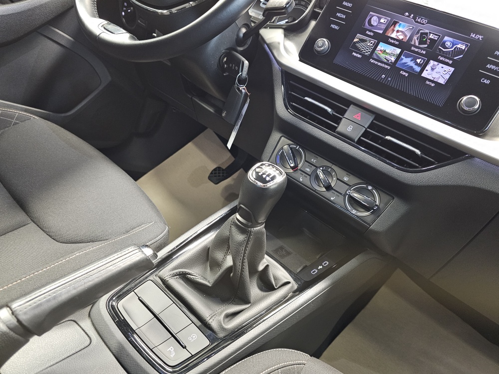 Skoda Scala  bei Hoffmann Automobile in Wolfsburg kaufen und sofort mitnehmen - Bild 9