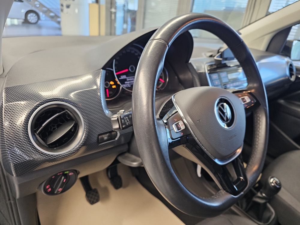 VW up!  bei Hoffmann Automobile in Wolfsburg kaufen und sofort mitnehmen - Bild 15