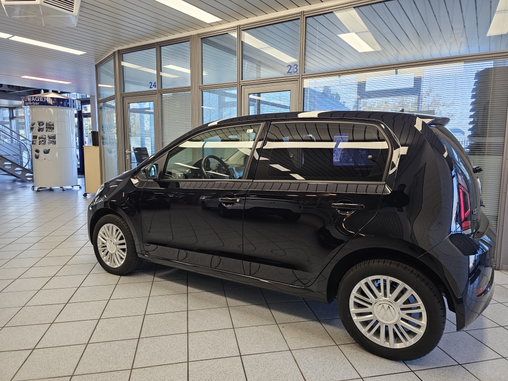 VW up!  bei Hoffmann Automobile in Wolfsburg kaufen und sofort mitnehmen - Bild 18