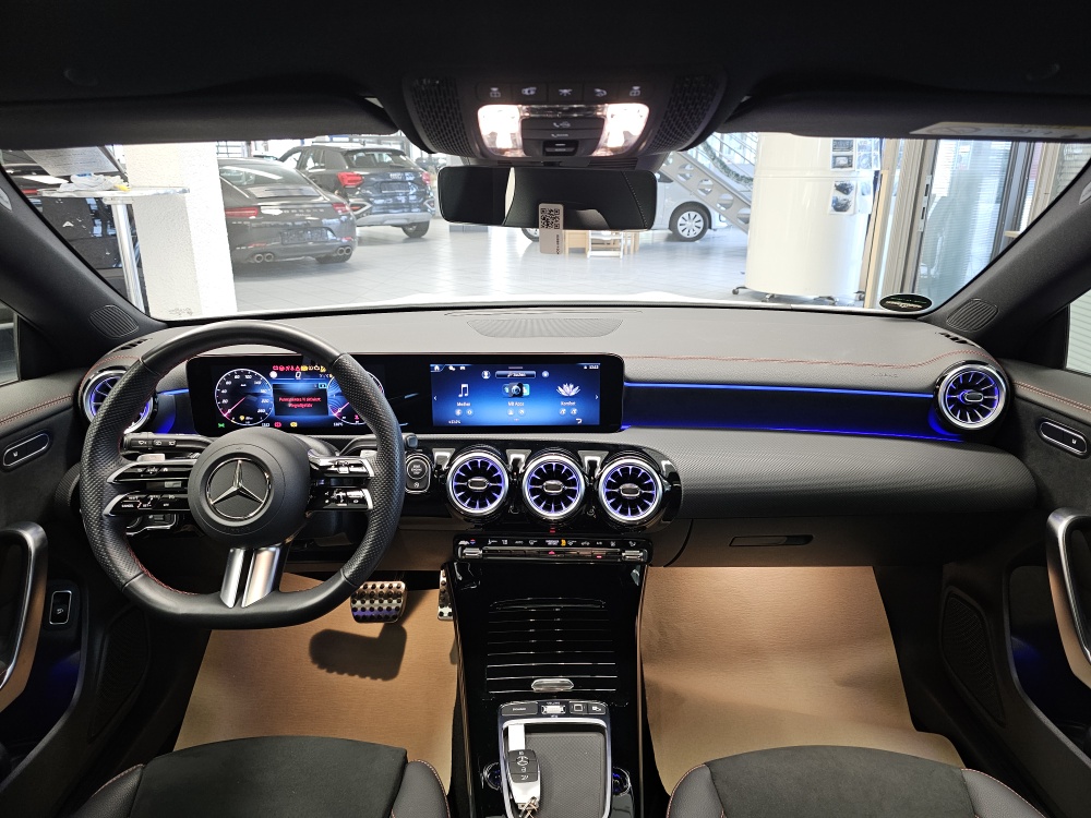 Mercedes-Benz CLA 200 Shooting Brake  bei Hoffmann Automobile in Wolfsburg kaufen und sofort mitnehmen - Bild 10