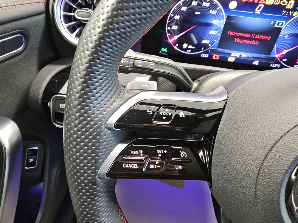 Mercedes-Benz CLA 200 Shooting Brake  bei Hoffmann Automobile in Wolfsburg kaufen und sofort mitnehmen - Bild 32