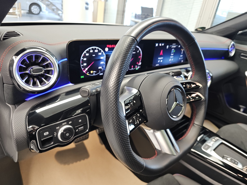 Mercedes-Benz CLA 200 Shooting Brake  bei Hoffmann Automobile in Wolfsburg kaufen und sofort mitnehmen - Bild 36