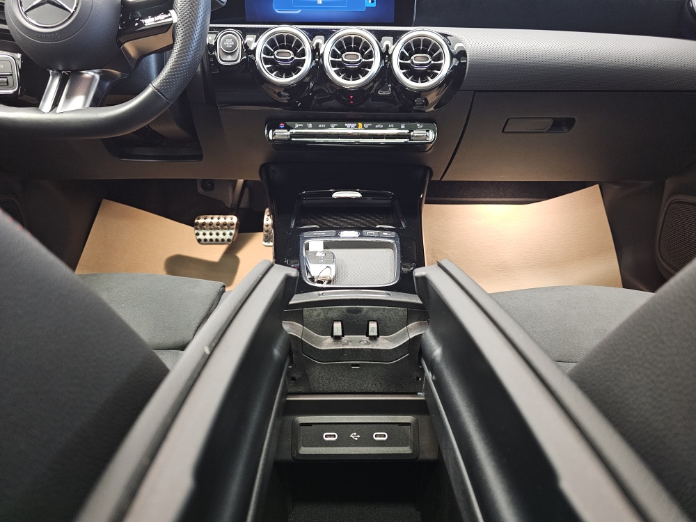 Mercedes-Benz CLA 200 Shooting Brake  bei Hoffmann Automobile in Wolfsburg kaufen und sofort mitnehmen - Bild 8