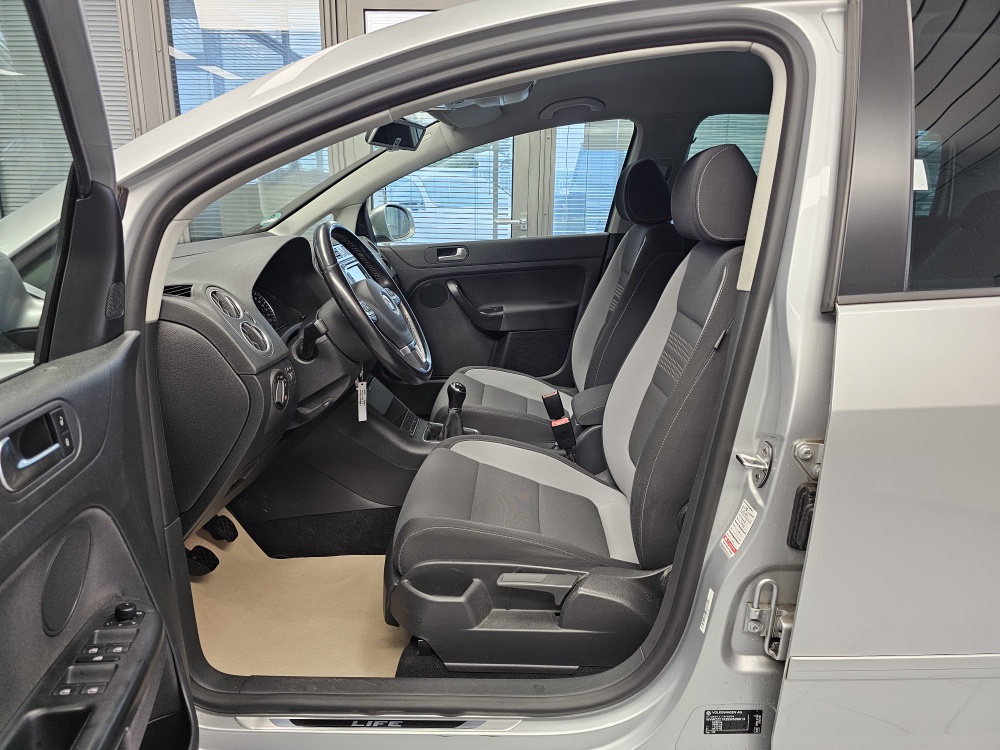 VW Golf Plus  bei Hoffmann Automobile in Wolfsburg kaufen und sofort mitnehmen - Bild 16