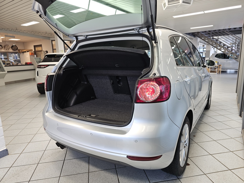 VW Golf Plus  bei Hoffmann Automobile in Wolfsburg kaufen und sofort mitnehmen - Bild 2