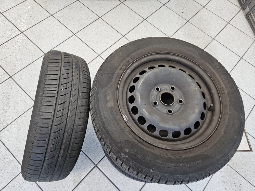 VW Golf Plus  bei Hoffmann Automobile in Wolfsburg kaufen und sofort mitnehmen - Bild 3