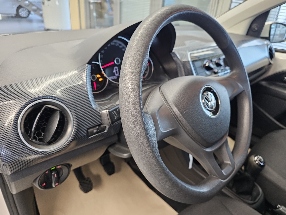 VW up!  bei Hoffmann Automobile in Wolfsburg kaufen und sofort mitnehmen - Bild 12