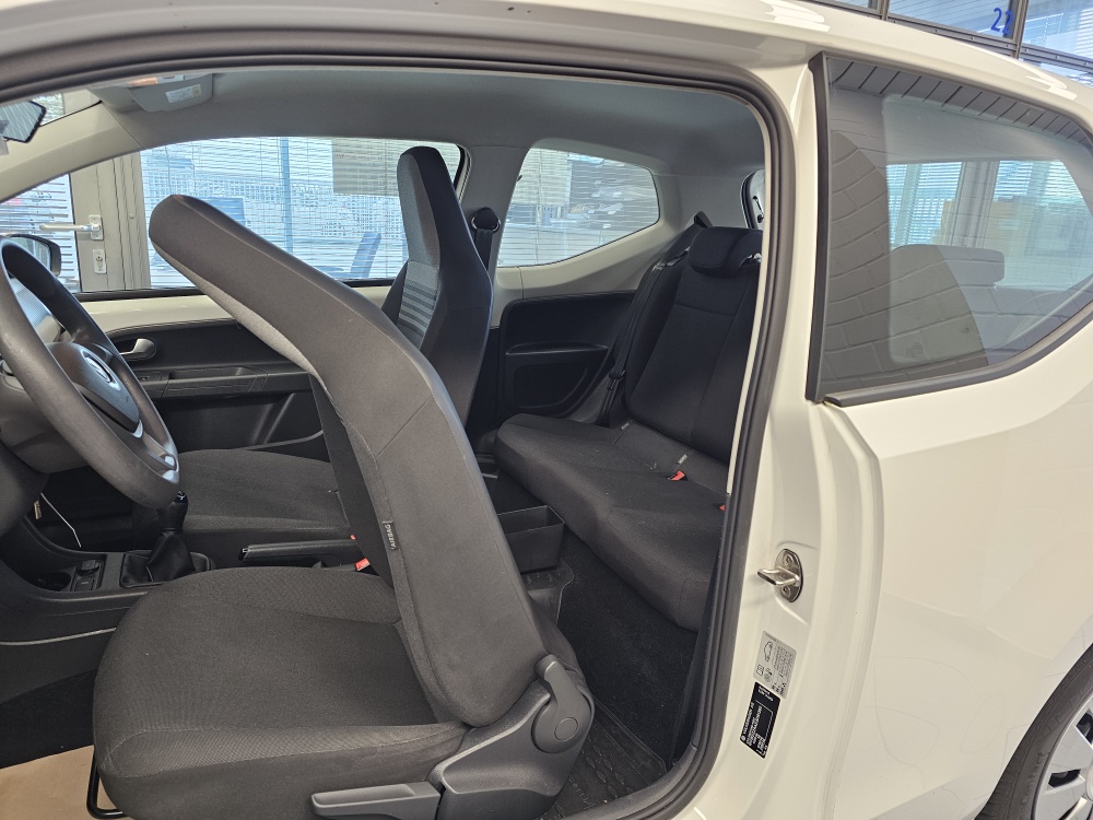 VW up!  bei Hoffmann Automobile in Wolfsburg kaufen und sofort mitnehmen - Bild 4