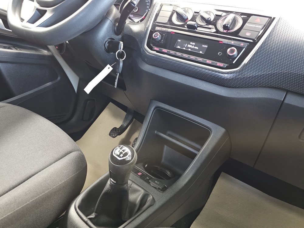 VW up!  bei Hoffmann Automobile in Wolfsburg kaufen und sofort mitnehmen - Bild 6
