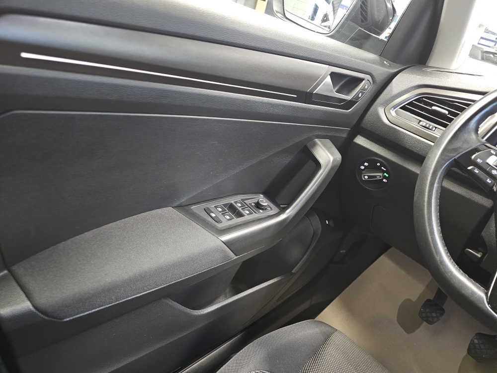 VW T-Roc  bei Hoffmann Automobile in Wolfsburg kaufen und sofort mitnehmen - Bild 22