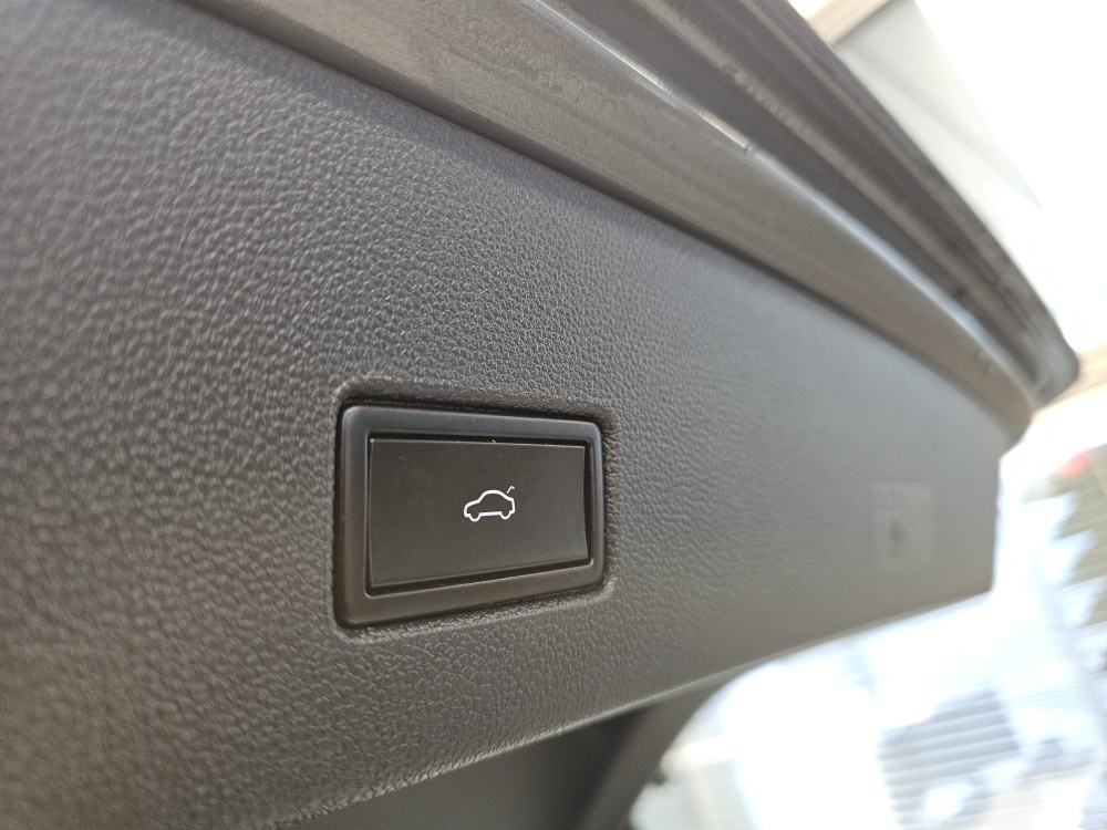 VW T-Roc  bei Hoffmann Automobile in Wolfsburg kaufen und sofort mitnehmen - Bild 3