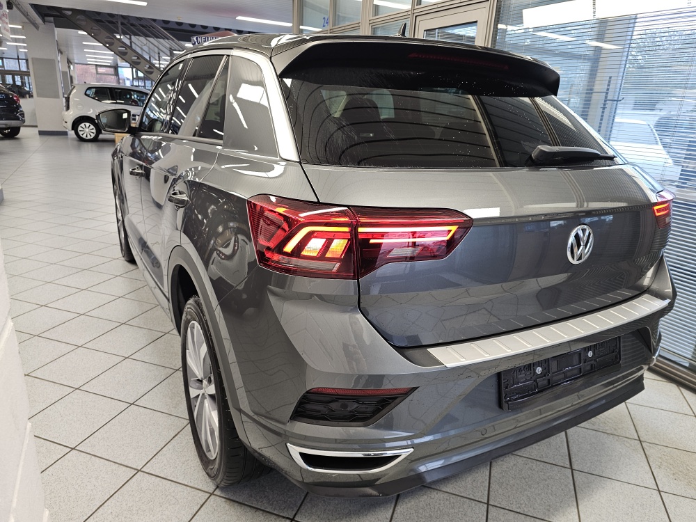 VW T-Roc  bei Hoffmann Automobile in Wolfsburg kaufen und sofort mitnehmen - Bild 4