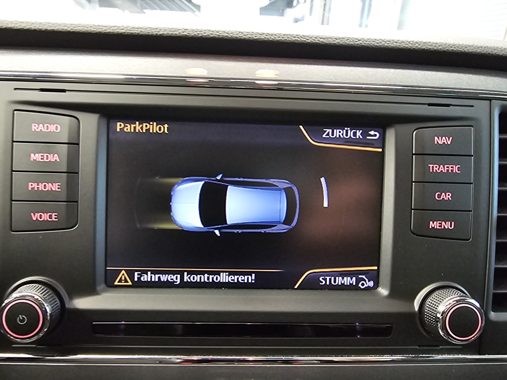 Seat Leon  bei Hoffmann Automobile in Wolfsburg kaufen und sofort mitnehmen - Bild 14