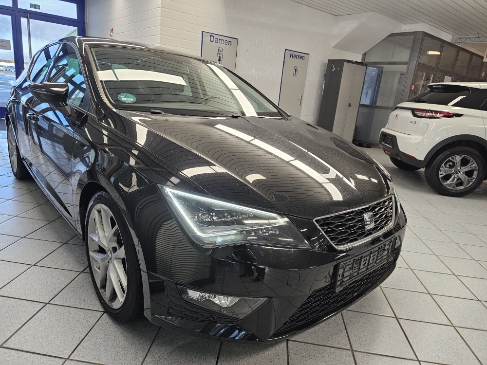 Seat Leon  bei Hoffmann Automobile in Wolfsburg kaufen und sofort mitnehmen - Bild 27