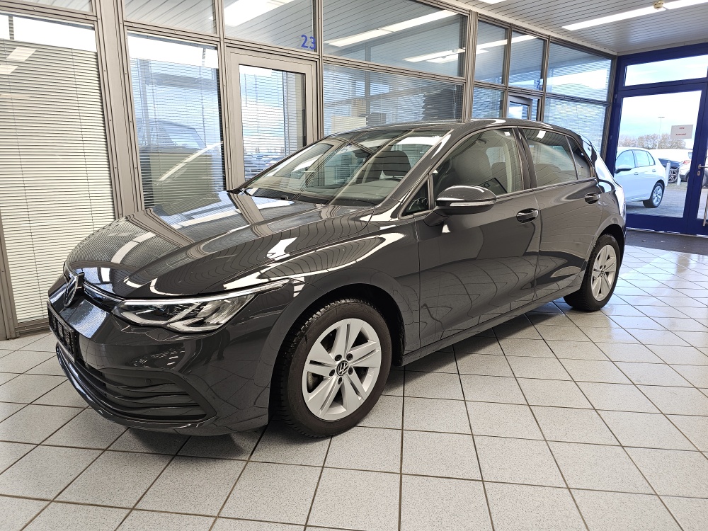 VW Golf Life für nur 17.000,- € bei Hoffmann Automobile in Wolfsburg kaufen und sofort mitnehmen