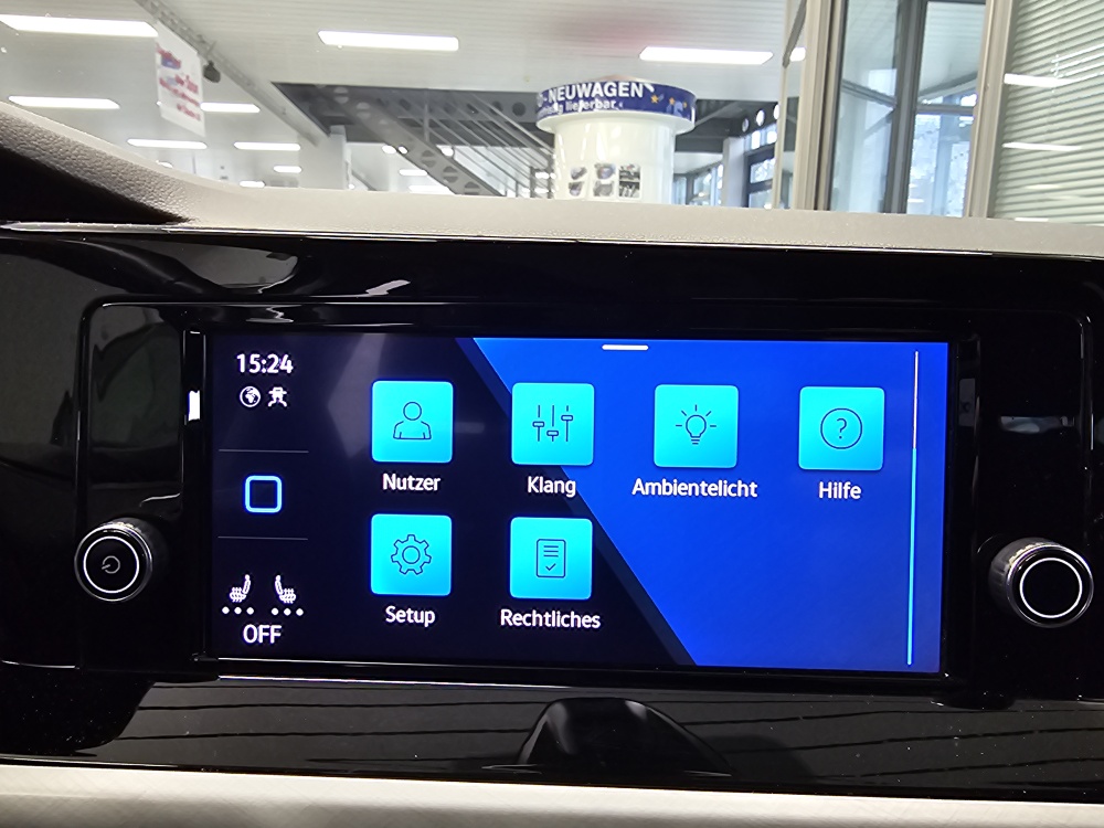 VW Golf  bei Hoffmann Automobile in Wolfsburg kaufen und sofort mitnehmen - Bild 10