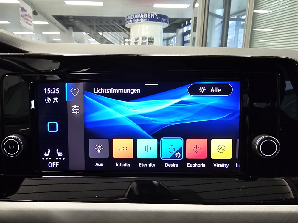 VW Golf  bei Hoffmann Automobile in Wolfsburg kaufen und sofort mitnehmen - Bild 13