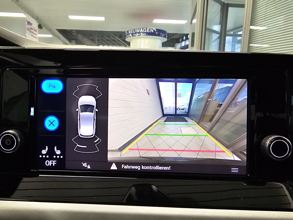 VW Golf  bei Hoffmann Automobile in Wolfsburg kaufen und sofort mitnehmen - Bild 15