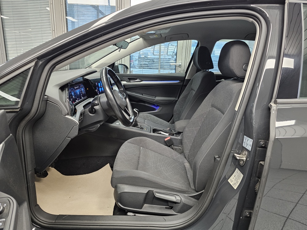 VW Golf  bei Hoffmann Automobile in Wolfsburg kaufen und sofort mitnehmen - Bild 21