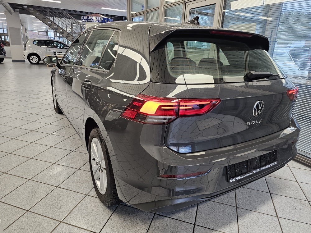 VW Golf  bei Hoffmann Automobile in Wolfsburg kaufen und sofort mitnehmen - Bild 3