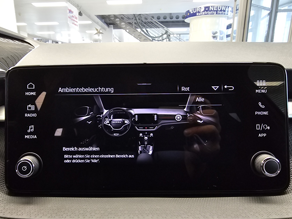 Skoda Fabia  bei Hoffmann Automobile in Wolfsburg kaufen und sofort mitnehmen - Bild 11