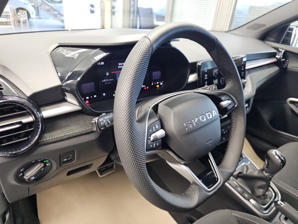 Skoda Fabia  bei Hoffmann Automobile in Wolfsburg kaufen und sofort mitnehmen - Bild 20