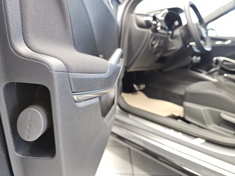 Skoda Fabia  bei Hoffmann Automobile in Wolfsburg kaufen und sofort mitnehmen - Bild 23