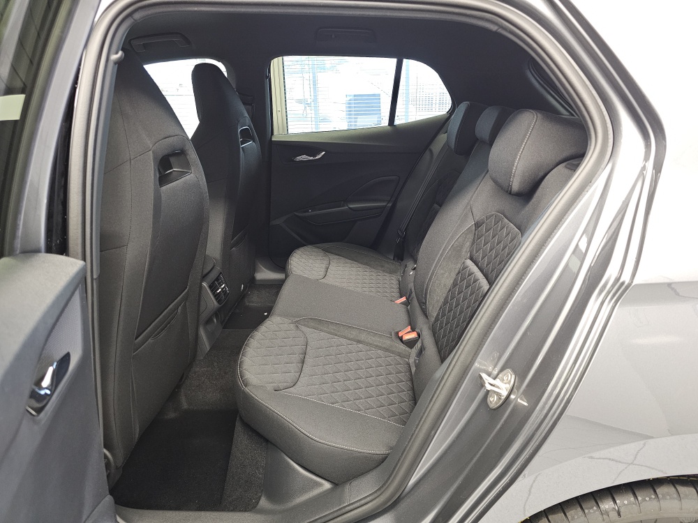 Skoda Fabia  bei Hoffmann Automobile in Wolfsburg kaufen und sofort mitnehmen - Bild 4