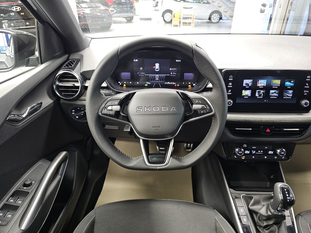 Skoda Fabia  bei Hoffmann Automobile in Wolfsburg kaufen und sofort mitnehmen - Bild 19