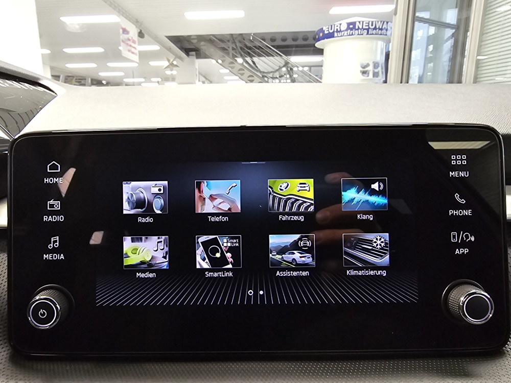 Skoda Fabia  bei Hoffmann Automobile in Wolfsburg kaufen und sofort mitnehmen - Bild 8