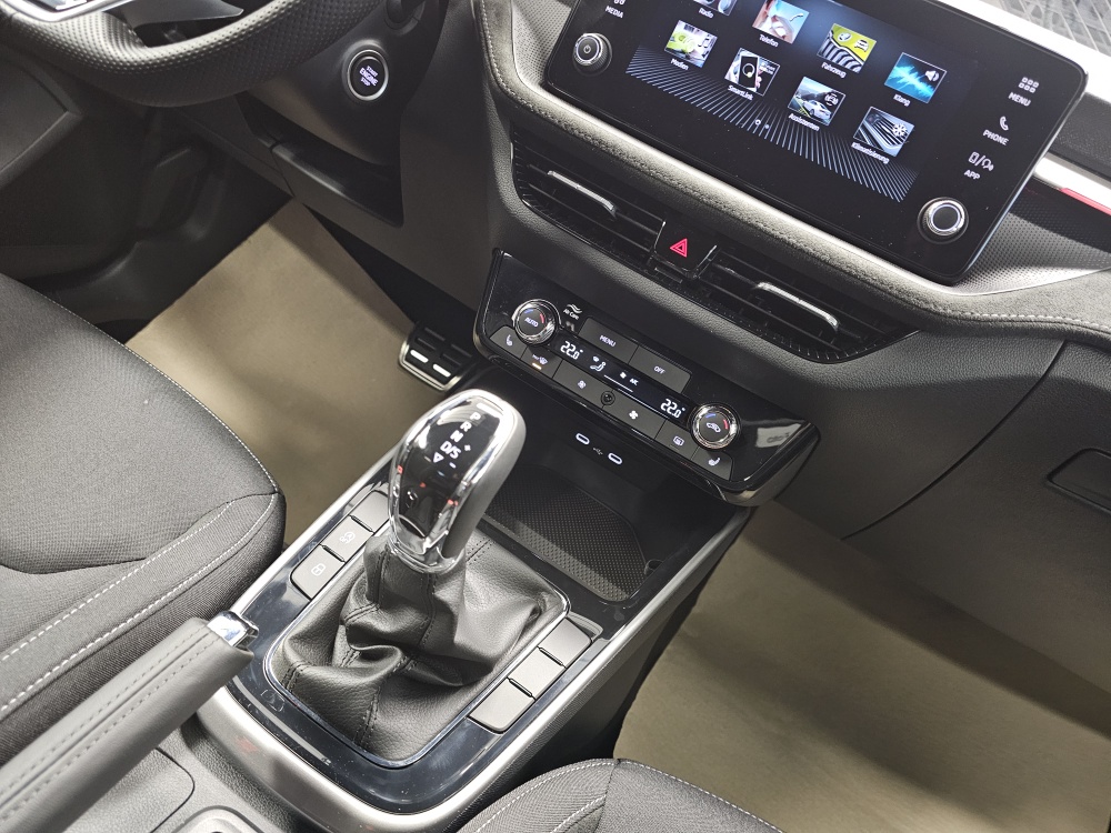 Skoda Fabia  bei Hoffmann Automobile in Wolfsburg kaufen und sofort mitnehmen - Bild 6