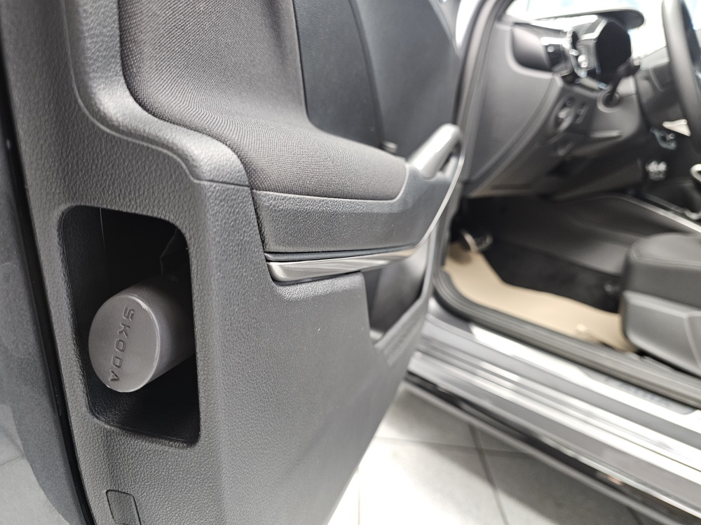 Skoda Fabia  bei Hoffmann Automobile in Wolfsburg kaufen und sofort mitnehmen - Bild 23