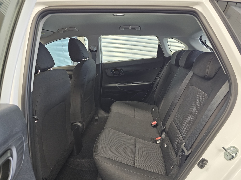 Hyundai i20 bei Hoffmann Automobile in Wolfsburg kaufen und sofort mitnehmen - Bild 4