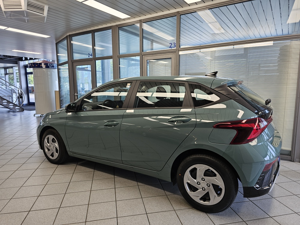 Hyundai i20 bei Hoffmann Automobile in Wolfsburg kaufen und sofort mitnehmen - Bild 24