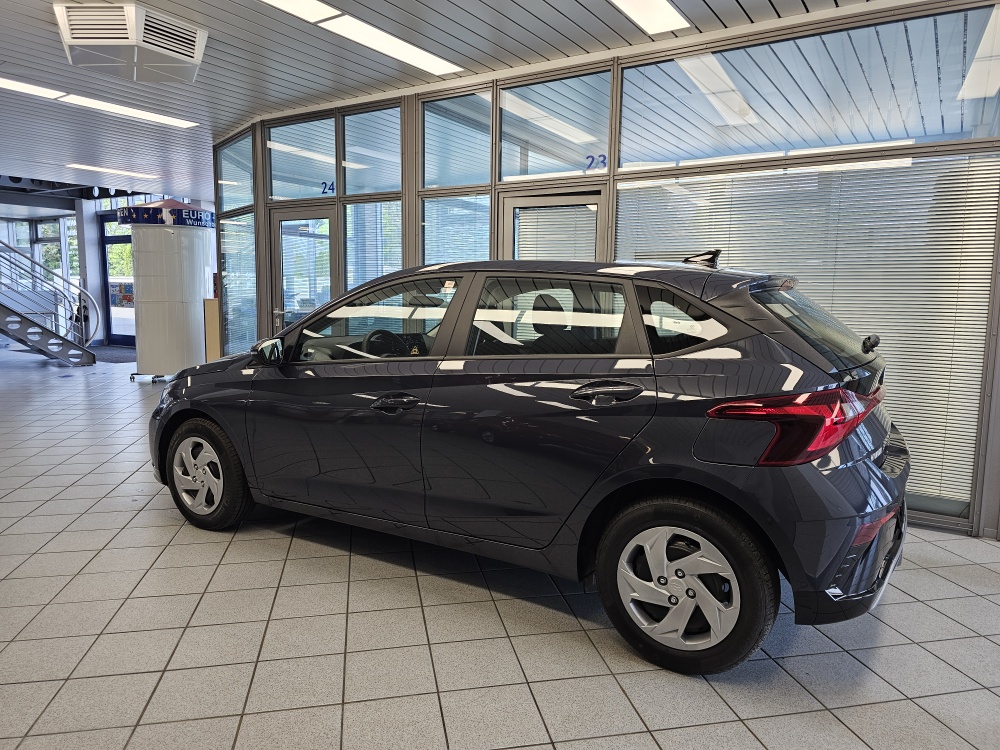 Hyundai i20 bei Hoffmann Automobile in Wolfsburg kaufen und sofort mitnehmen - Bild 24